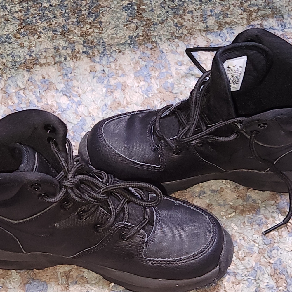 ACG Nike Black High-Top Boots